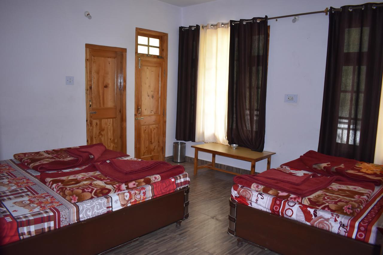White House Kasol Hotel Kültér fotó
