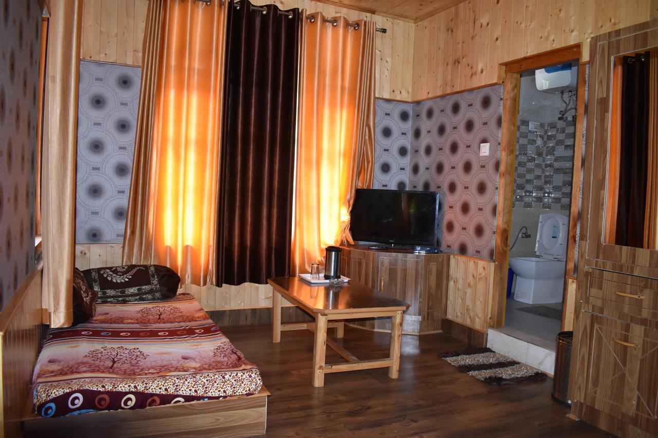 White House Kasol Hotel Kültér fotó