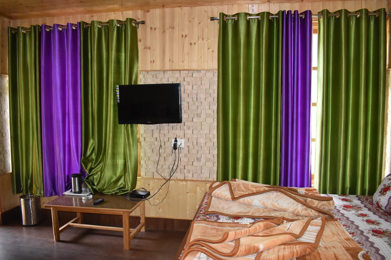 White House Kasol Hotel Kültér fotó