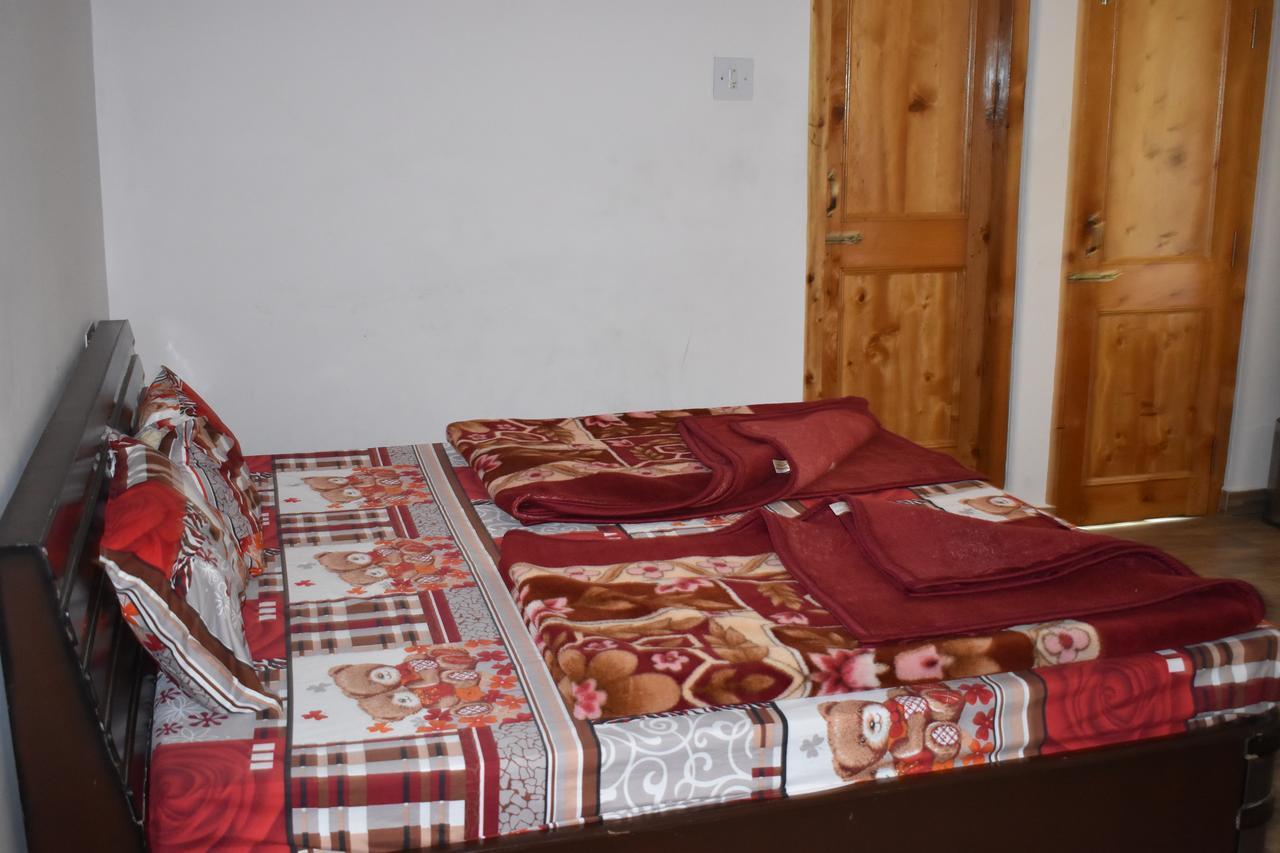 White House Kasol Hotel Kültér fotó